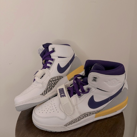 Air Jordan 7Y - Picture 1 of 6
